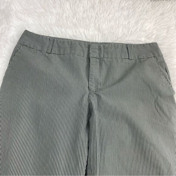 Norma Kamali Pinstripe Wide Leg Pixie High Waist Crop Pants - Picture 2 of 4